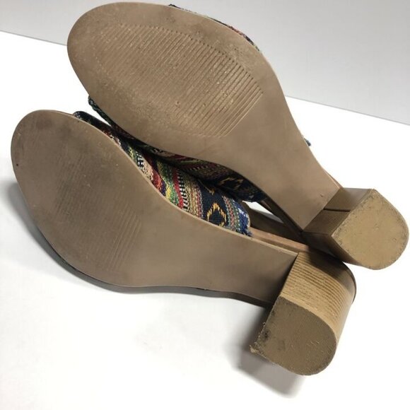 Roper Multicolor Patterned Sandals - Picture 5 of 6